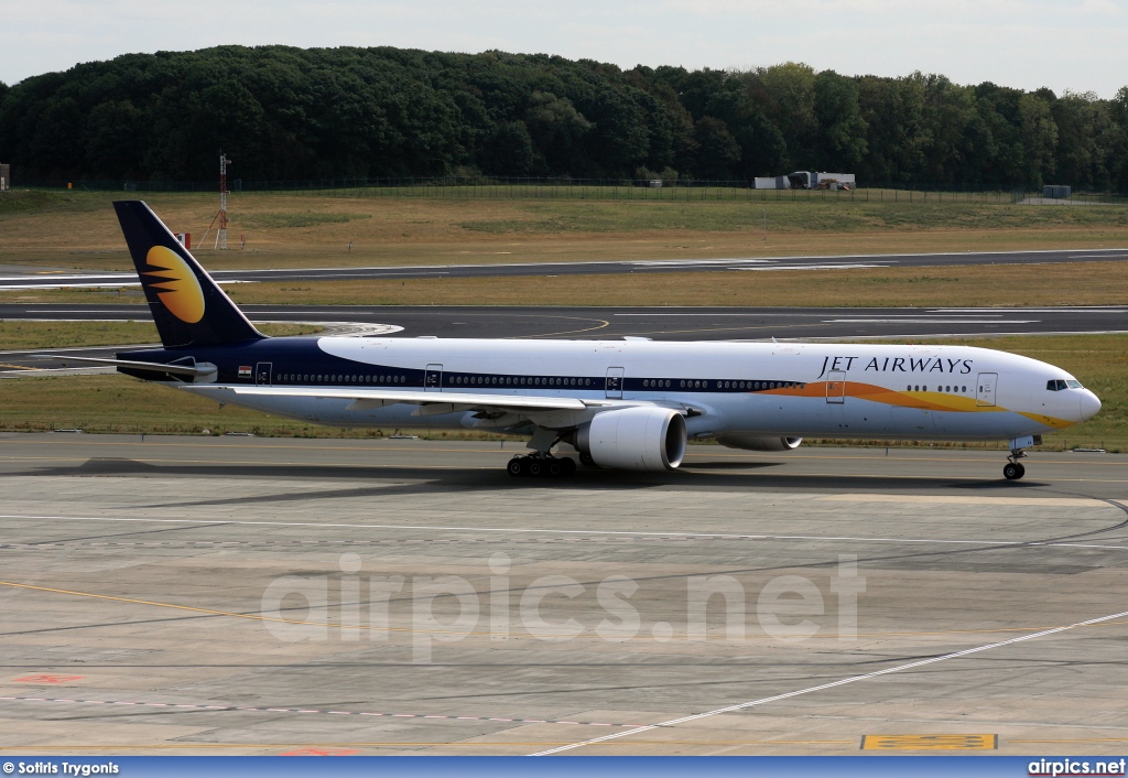 VT-JEA, Boeing 777-300ER, Jet Airways