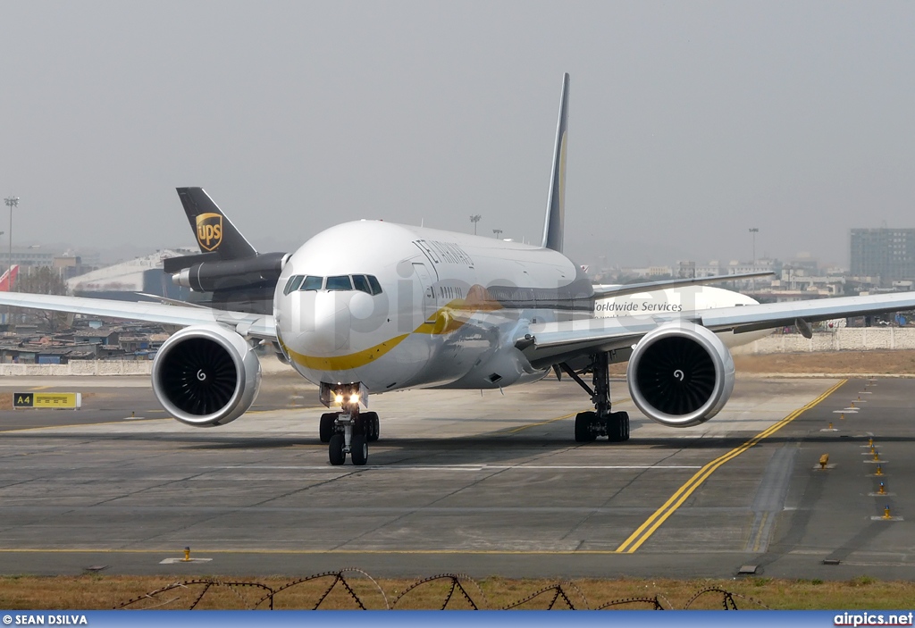 VT-JEB, Boeing 777-300ER, Jet Airways