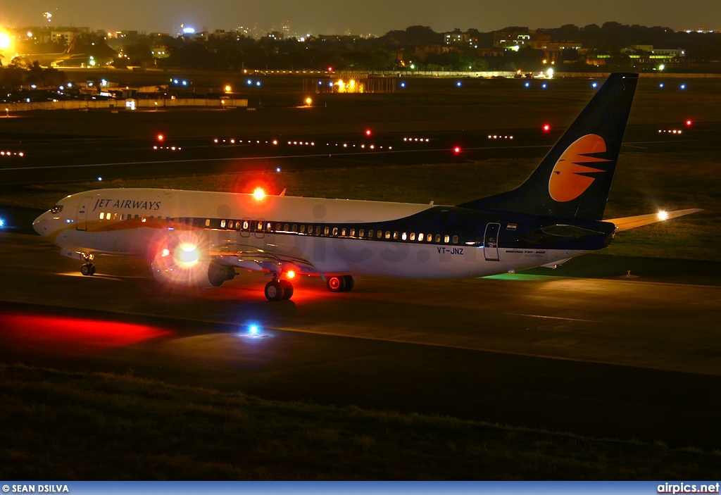 VT-JNZ, Boeing 737-800, Jet Airways