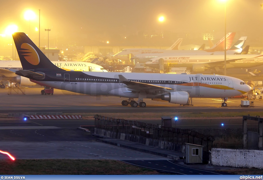 VT-JWK, Airbus A330-200, Jet Airways