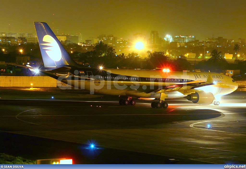 VT-JWK, Airbus A330-200, Jet Airways