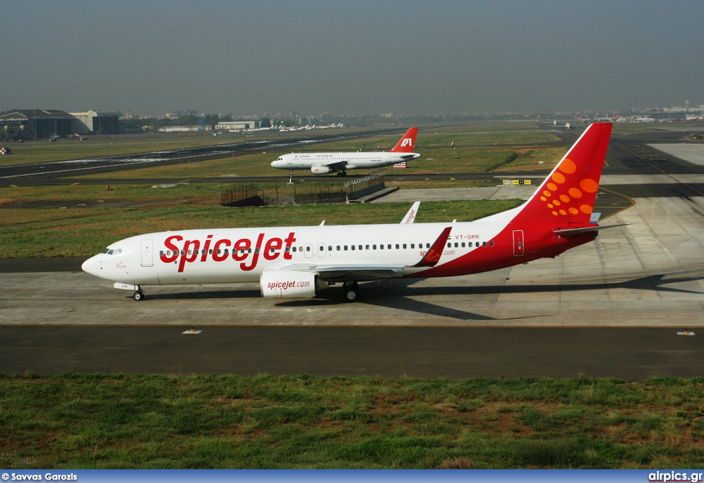 VT-SPR, Boeing 737-800, Spicejet