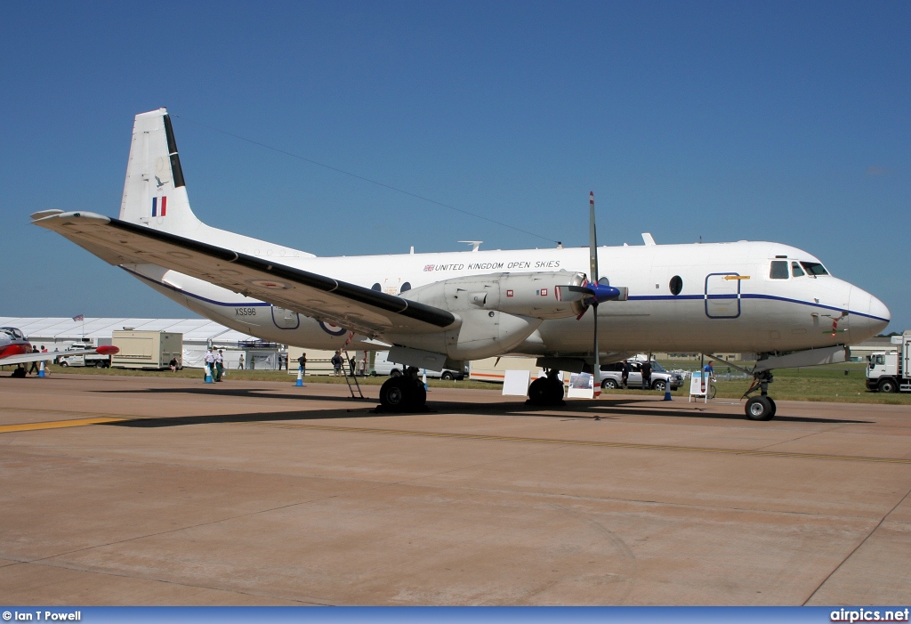 XS596, Hawker Siddeley Andover C.1(PR), Royal Air Force