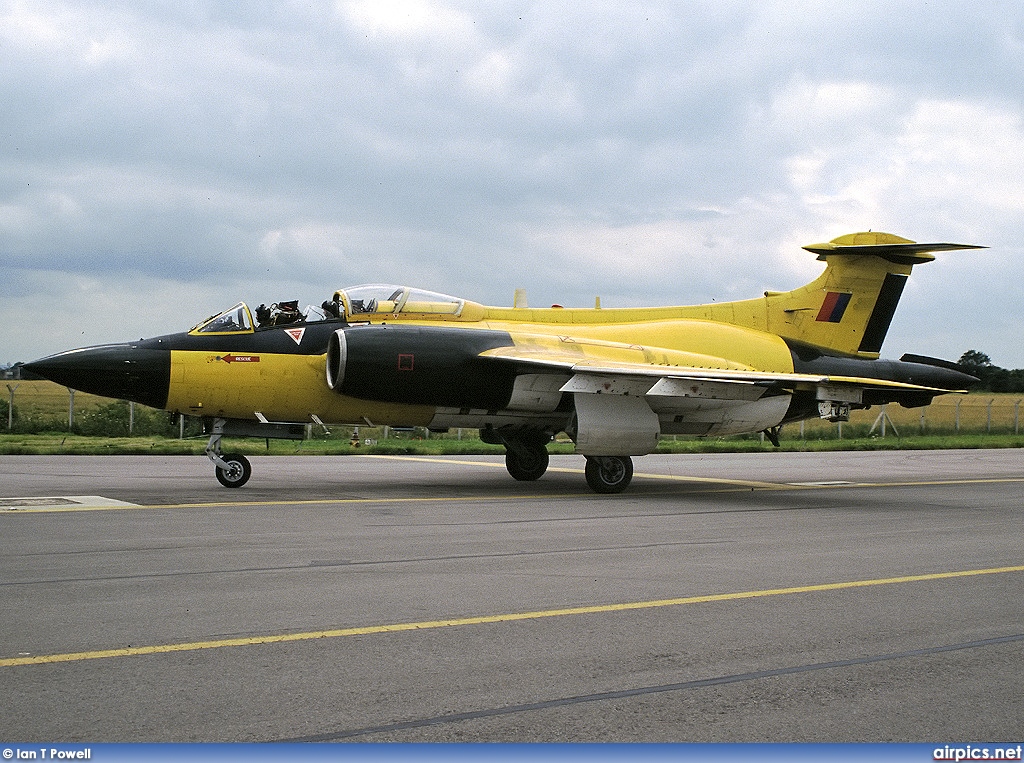 XW988, Hawker Siddeley Buccaneer S.2B, Royal Air Force