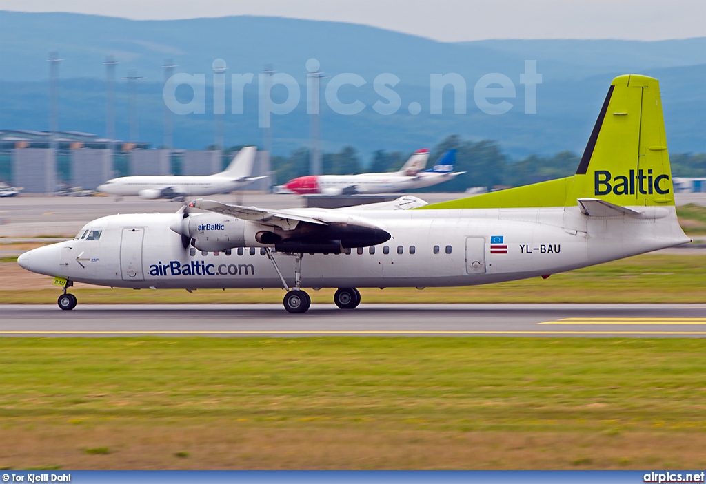 YL-BAU, Fokker 50, Air Baltic