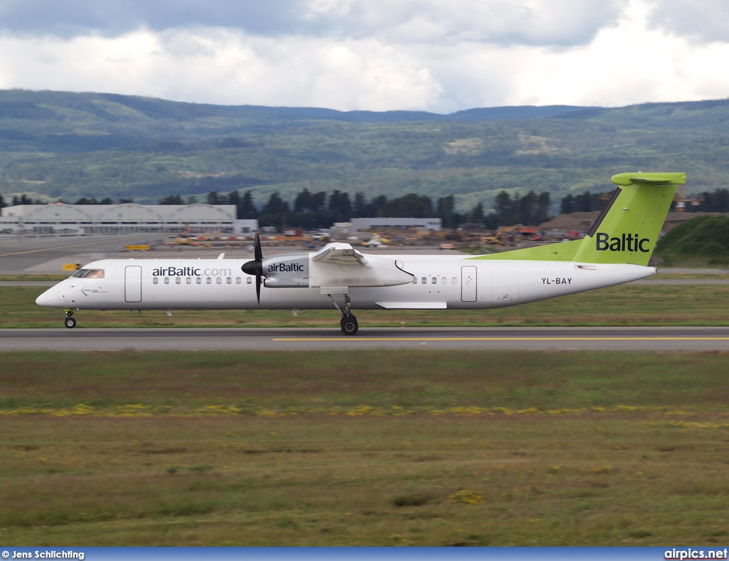 YL-BAY, De Havilland Canada DHC-8-400Q Dash 8, Air Baltic