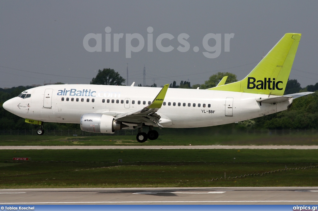 YL-BBF, Boeing 737-500, Air Baltic