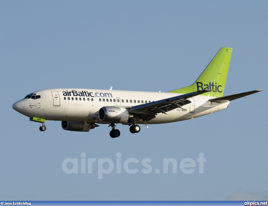 YL-BBN, Boeing 737-500, Air Baltic