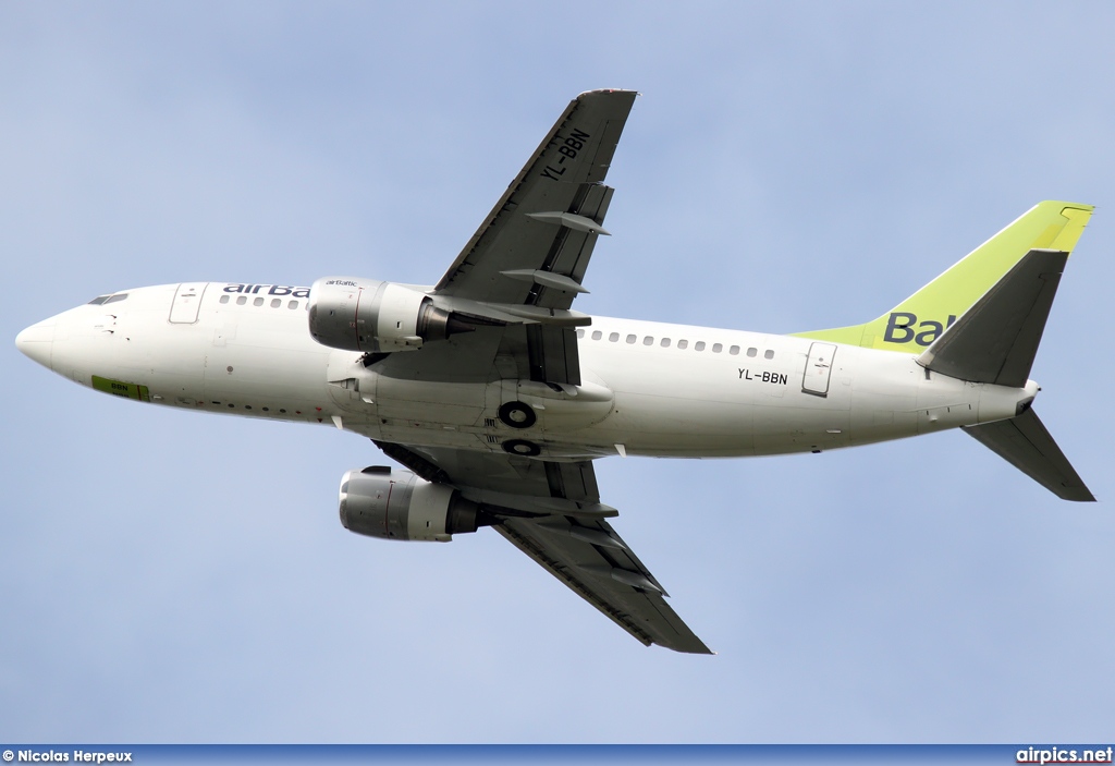 YL-BBN, Boeing 737-500, Air Baltic