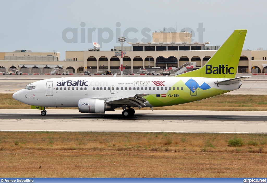 YL-BBN, Boeing 737-500, Air Baltic