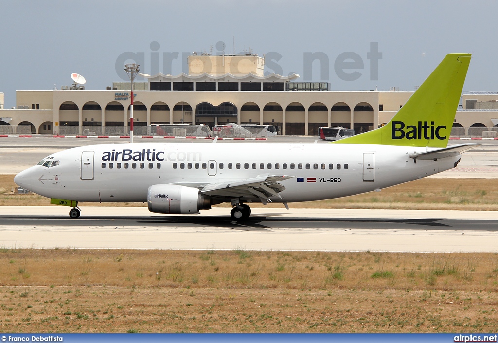 YL-BBQ, Boeing 737-500, Air Baltic