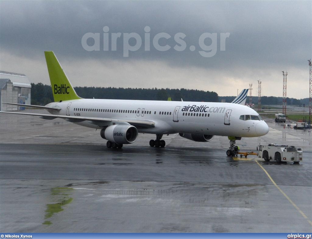 YL-BDB, Boeing 757-200, Air Baltic