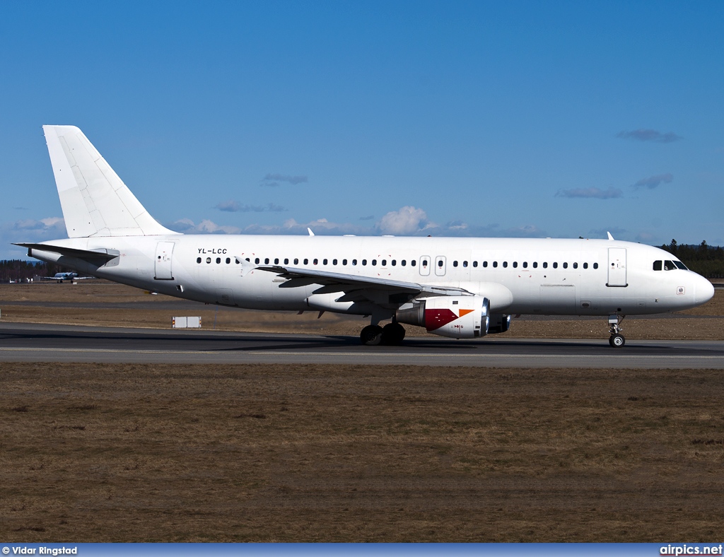YL-LCC, Airbus A320-200, Smartlynx Airlines