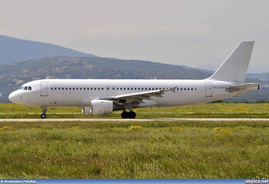 YL-LCH, Airbus A320-200, Smartlynx Airlines