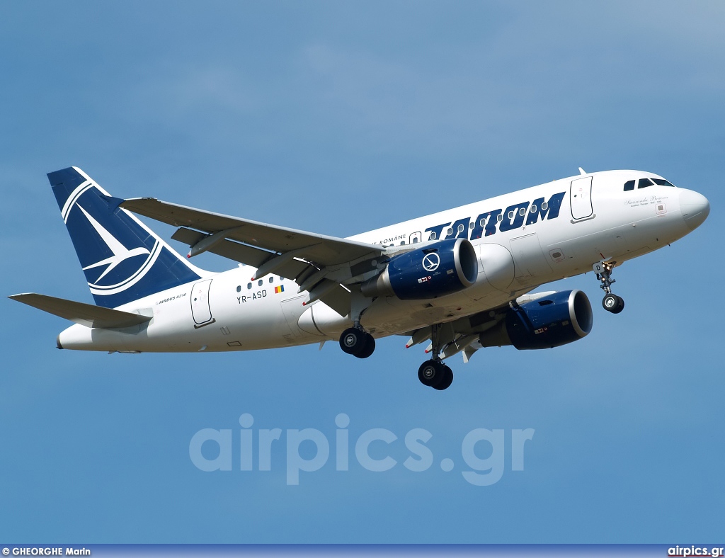 YR-ASD, Airbus A318-100, Tarom