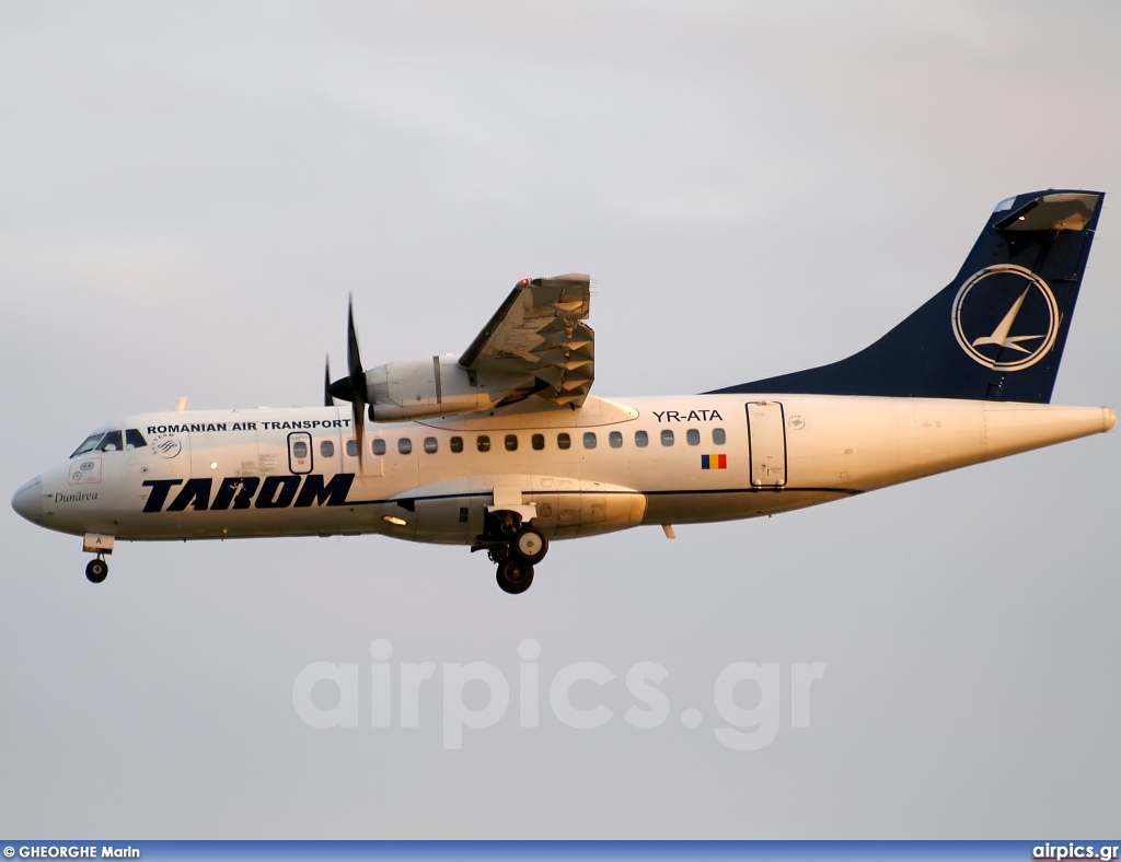 YR-ATA, ATR 42-500, Tarom
