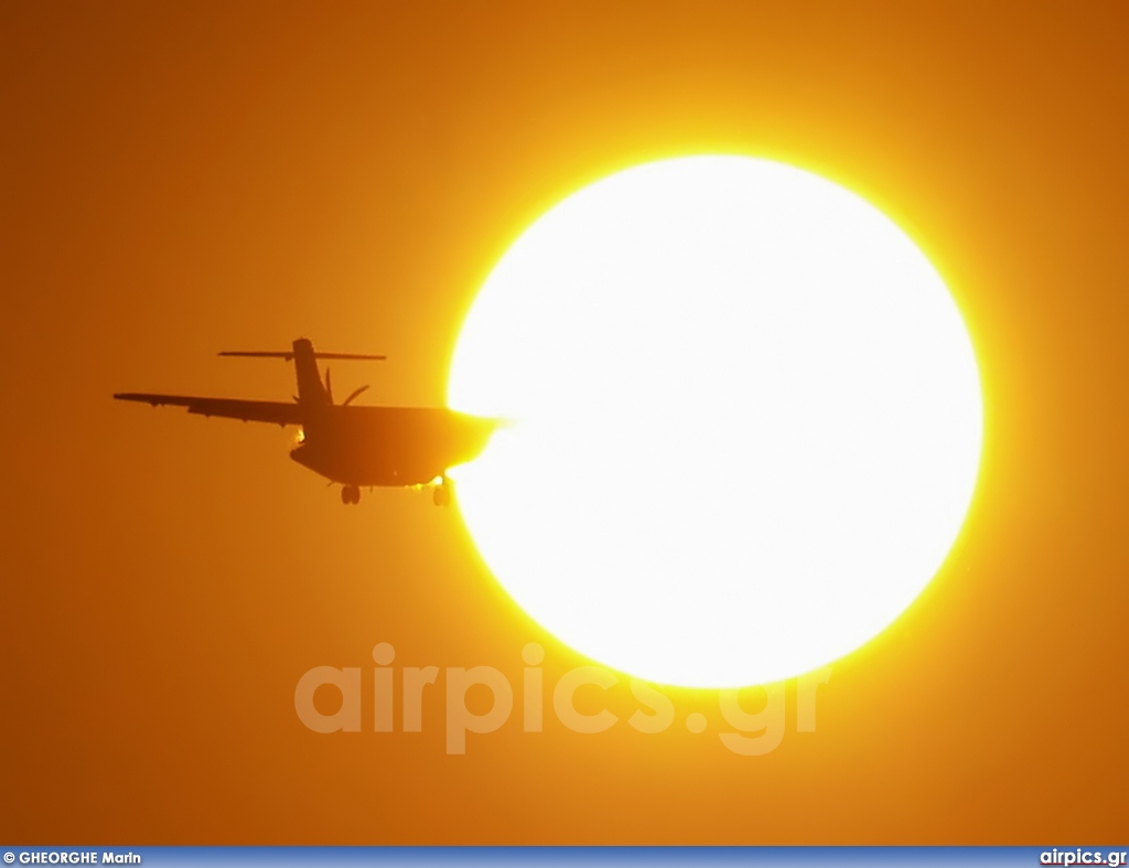 YR-ATA, ATR 42-500, Tarom