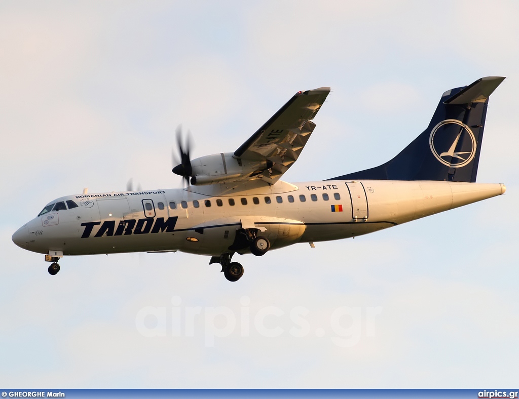 YR-ATE, ATR 42-500, Tarom