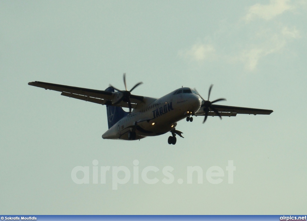 YR-ATG, ATR 42-500, Tarom