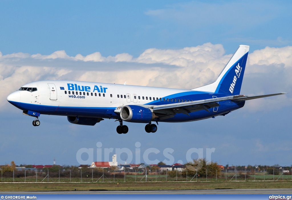 YR-BAJ, Boeing 737-400, Blue Air