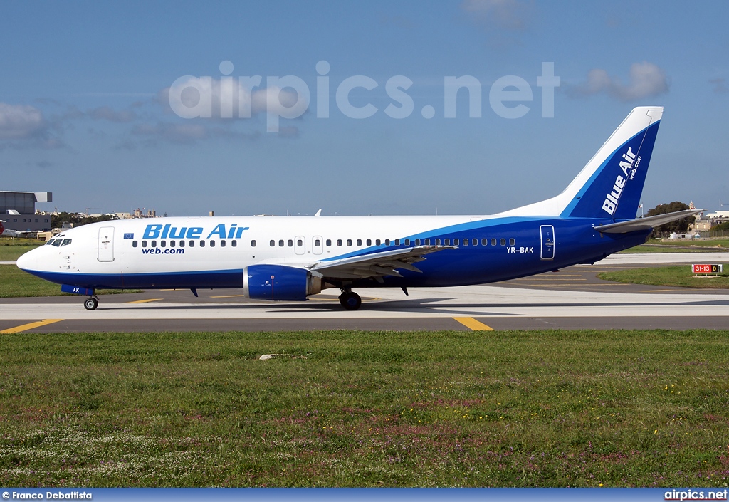 YR-BAK, Boeing 737-400, Blue Air