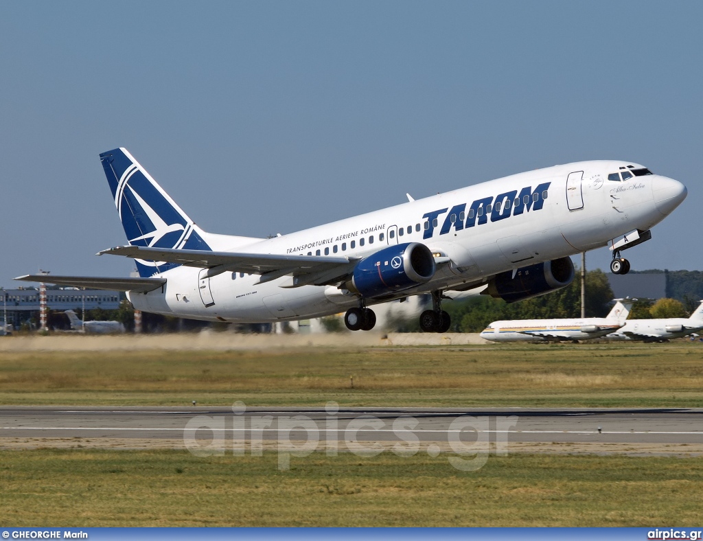 YR-BGA, Boeing 737-300, Tarom