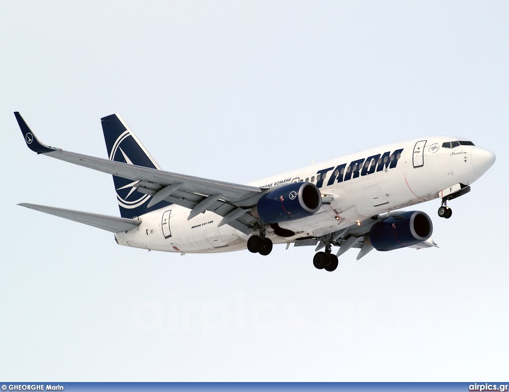 YR-BGF, Boeing 737-700, Tarom