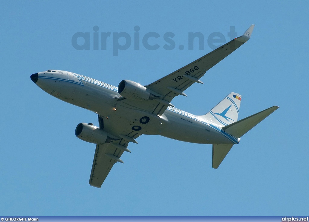 YR-BGG, Boeing 737-700, Tarom