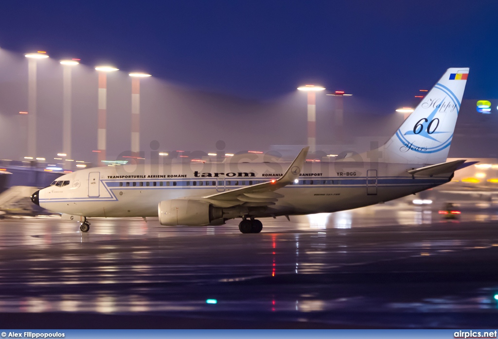 YR-BGG, Boeing 737-700, Tarom