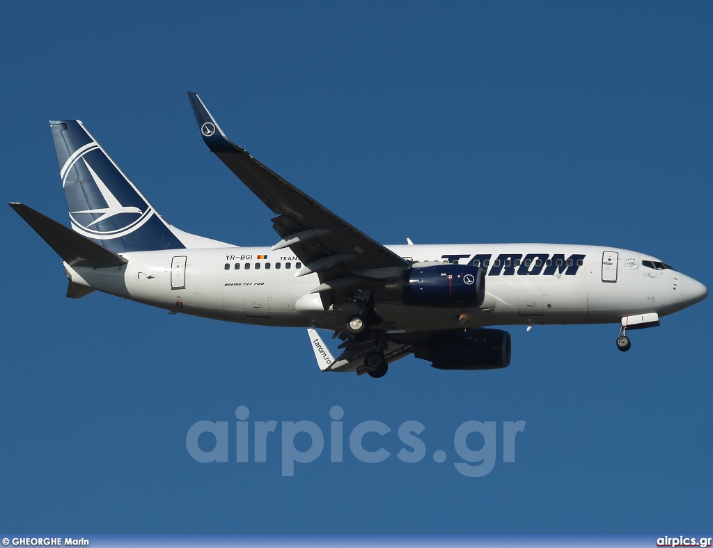 YR-BGI, Boeing 737-700, Tarom