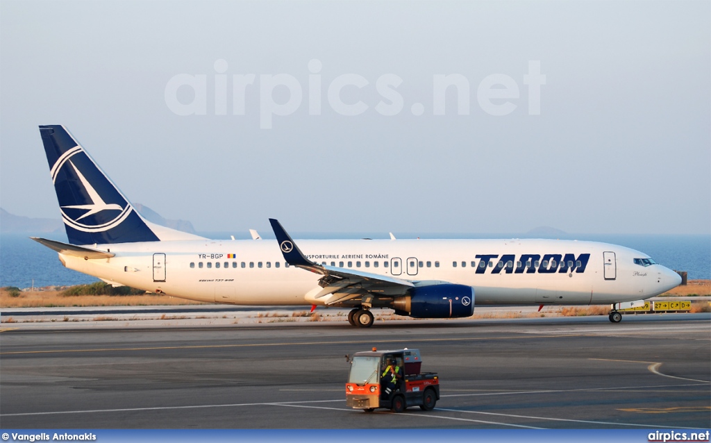 YR-BGP, Boeing 737-800, Tarom