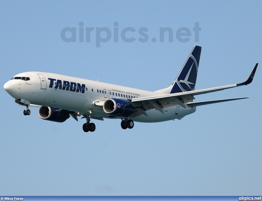 YR-BGR, Boeing 737-800, Tarom