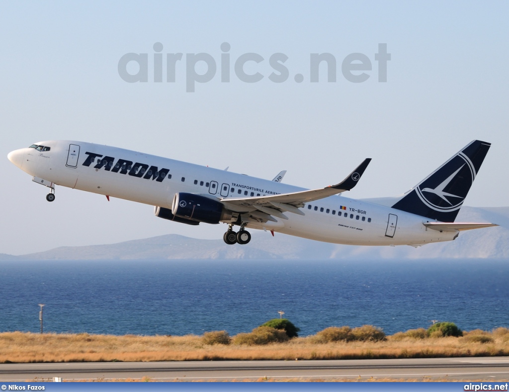 YR-BGR, Boeing 737-800, Tarom