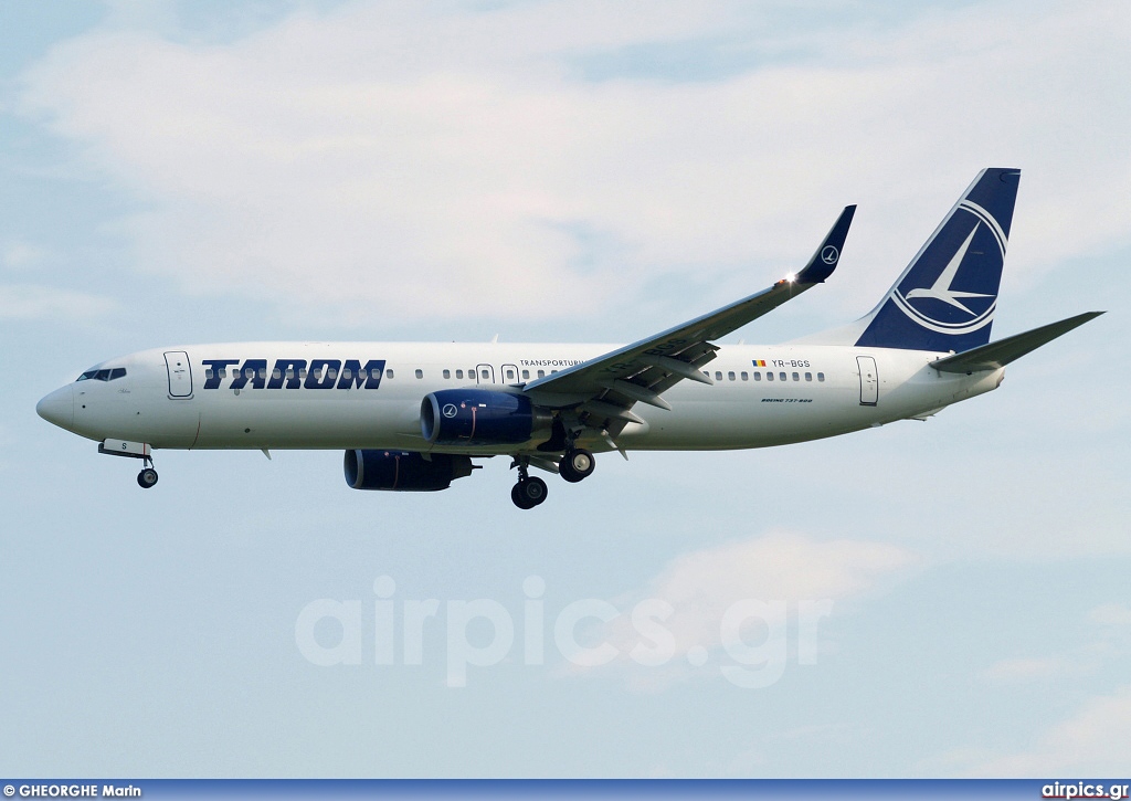 YR-BGS, Boeing 737-800, Tarom