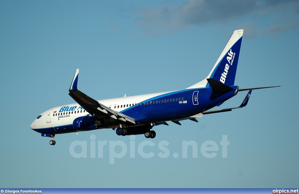 YR-BIB, Boeing 737-800, Blue Air