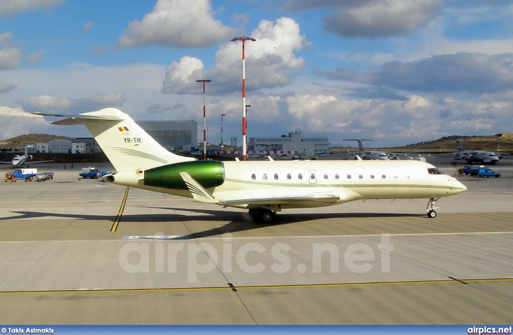 YR-TIK, Bombardier Global 5000, Tiriac Air