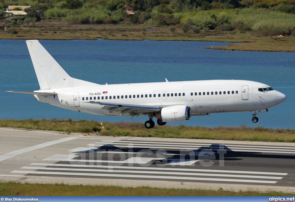 YU-AOU, Boeing 737-300, Aviolet