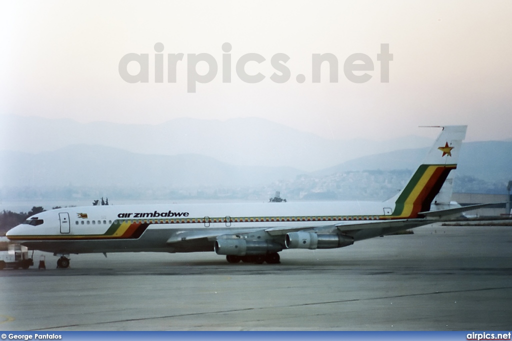 Z-WKV, Boeing 707-300B, Air Zimbabwe