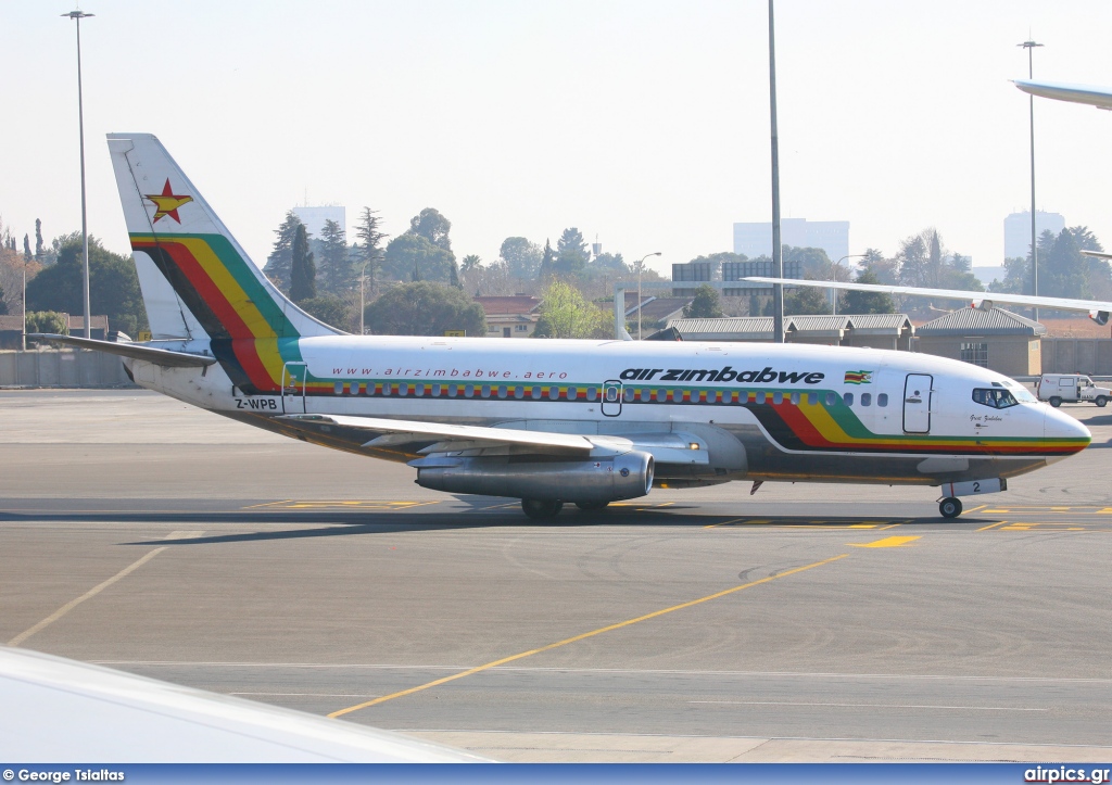 Z-WPB, Boeing 737-200Adv, Air Zimbabwe