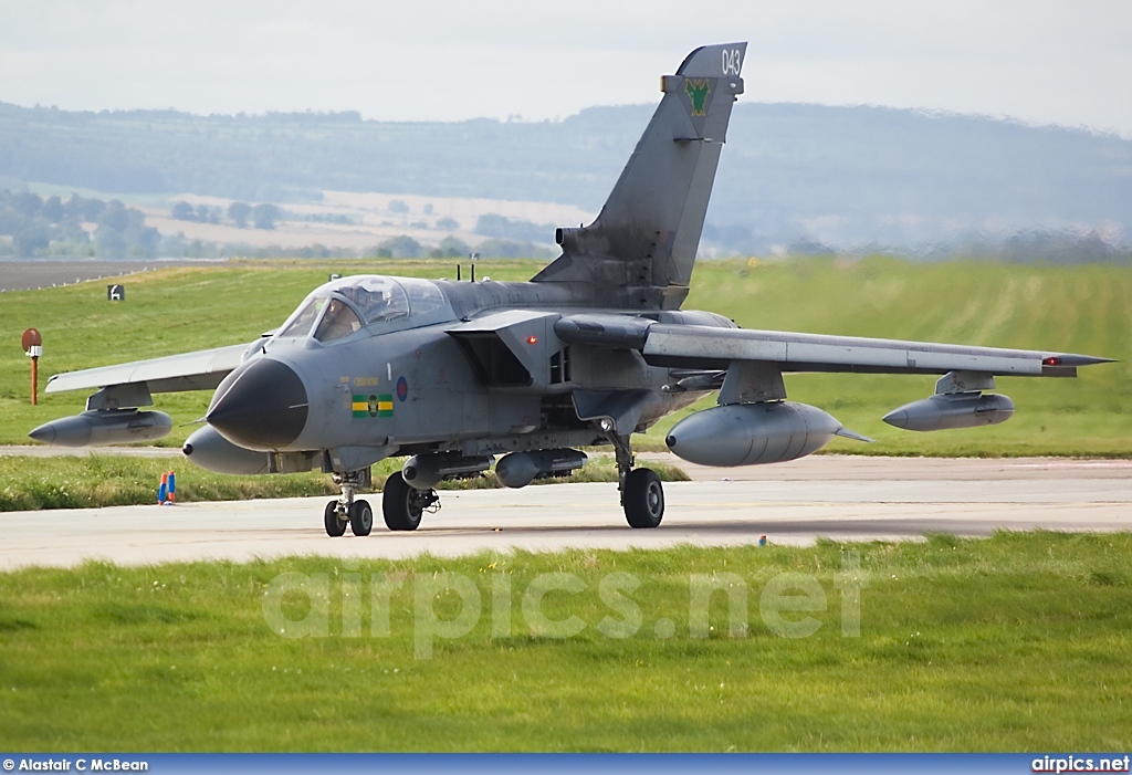 ZA551, Panavia Tornado GR.4, Royal Air Force