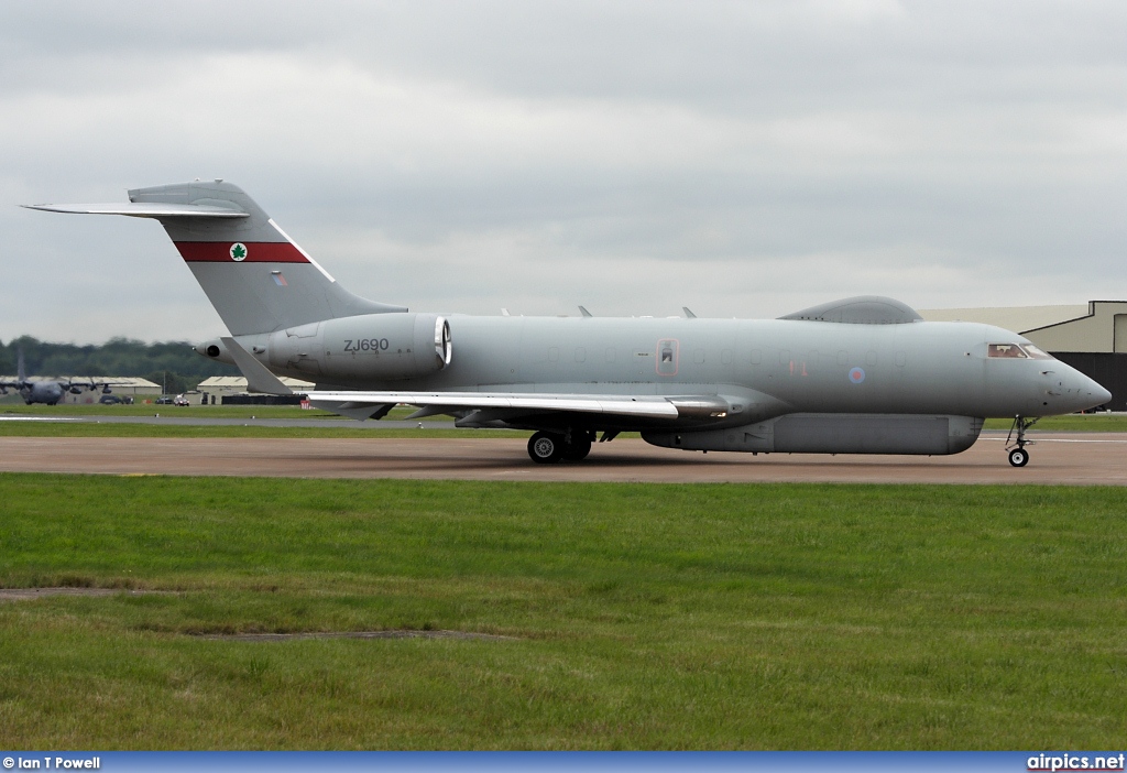 ZJ690, Bombardier BD-700R1 Sentinel, Royal Air Force