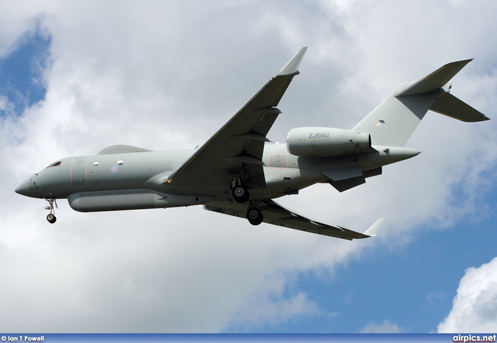 ZJ692, Bombardier BD-700R1 Sentinel, Royal Air Force