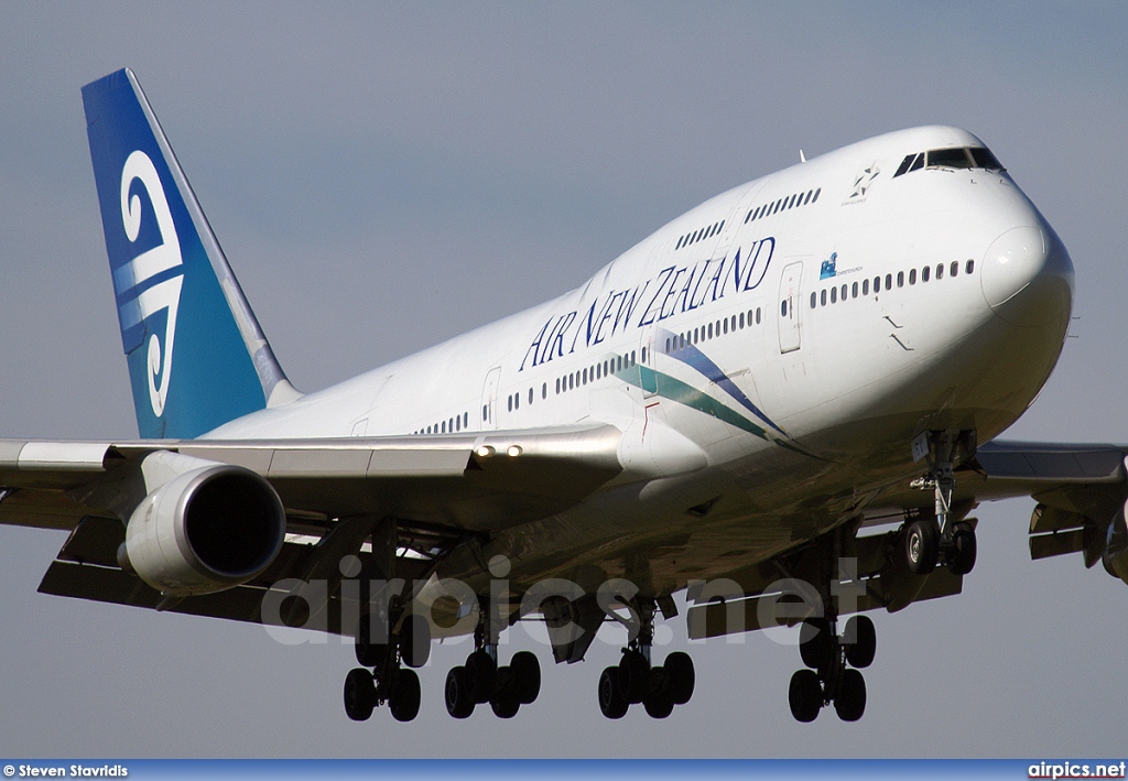 ZK-NBV, Boeing 747-400, Air New Zealand