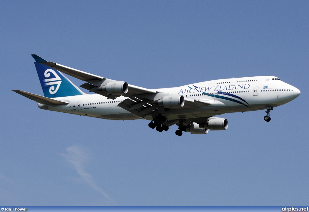 ZK-NBW, Boeing 747-400, Air New Zealand