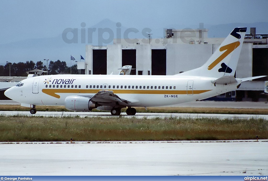 ZK-NGE, Boeing 737-300, Novair