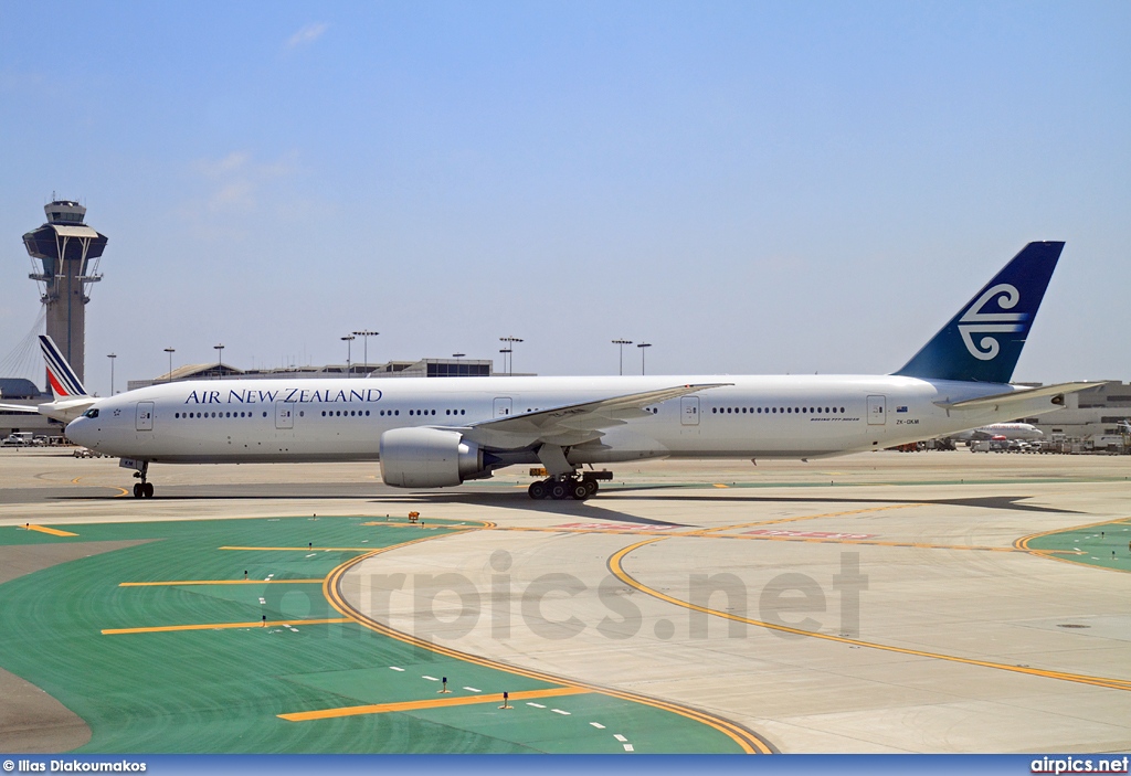 ZK-OKM, Boeing 777-300ER, Air New Zealand