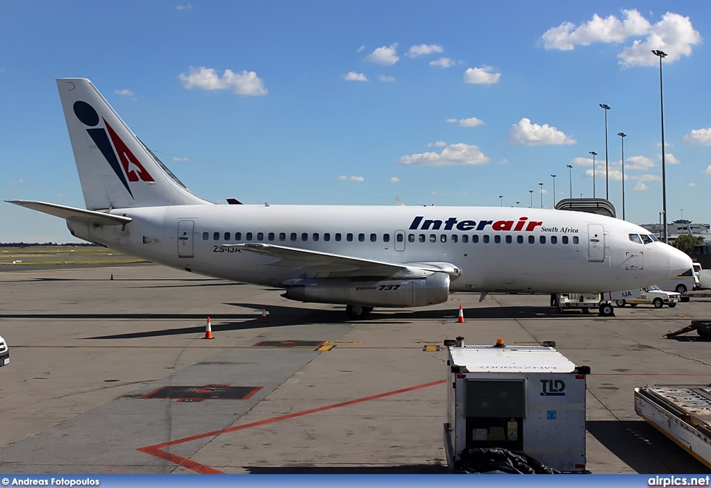 ZS-IJA, Boeing 737-200Adv, Interair