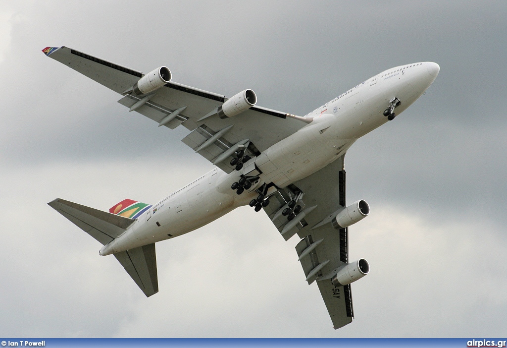 ZS-SAY, Boeing 747-400, South African Airways