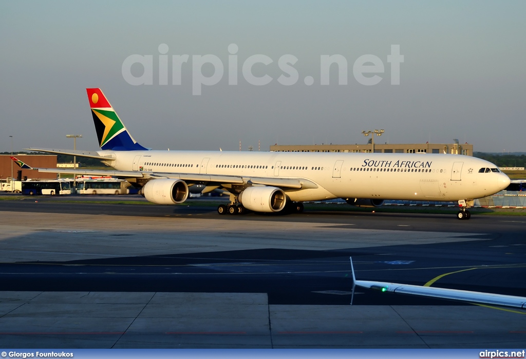 ZS-SNB, Airbus A340-600, South African Airways