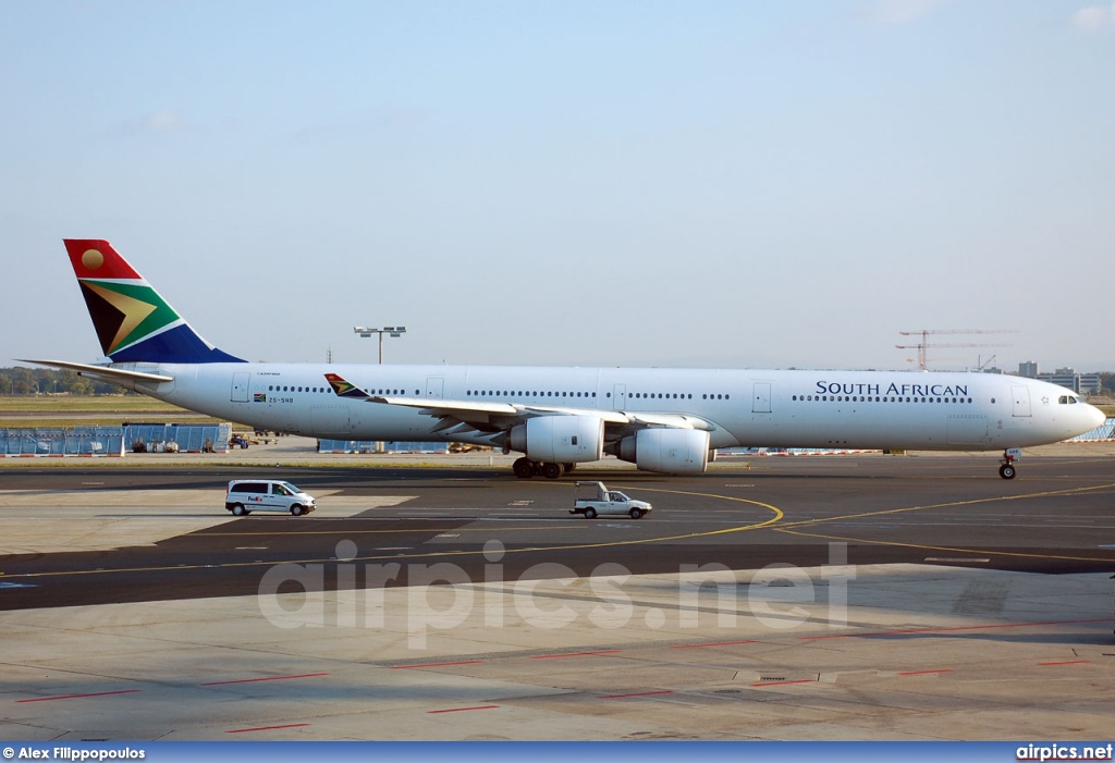 ZS-SNB, Airbus A340-600, South African Airways